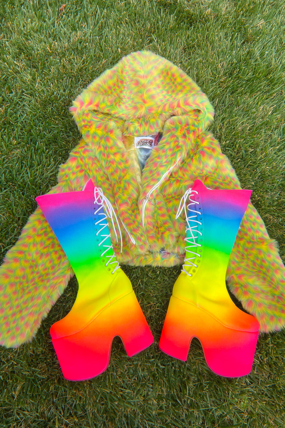 Happy Pill Crop Coat - Mellow Yellow
