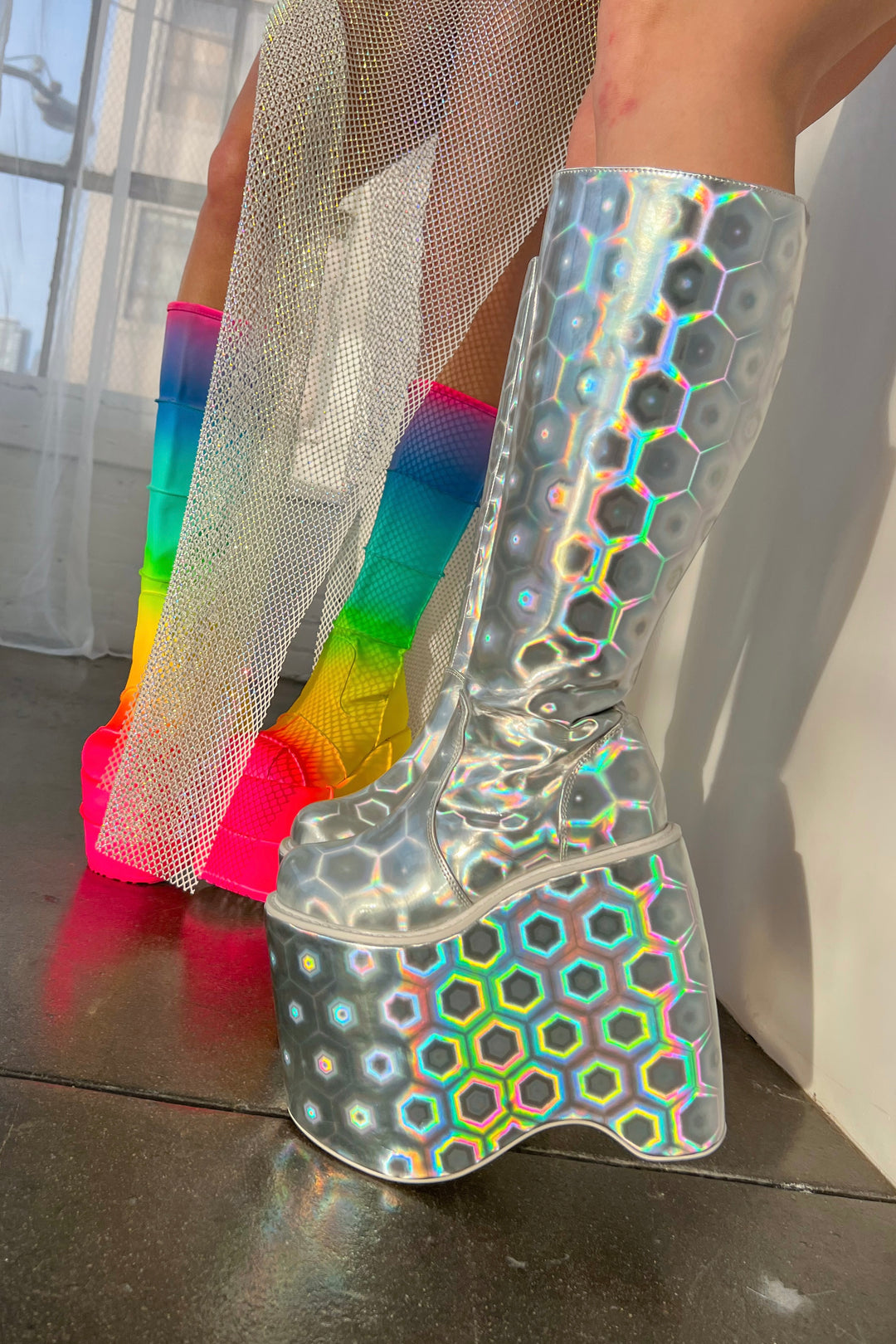 HoloHexa Prism Stompers