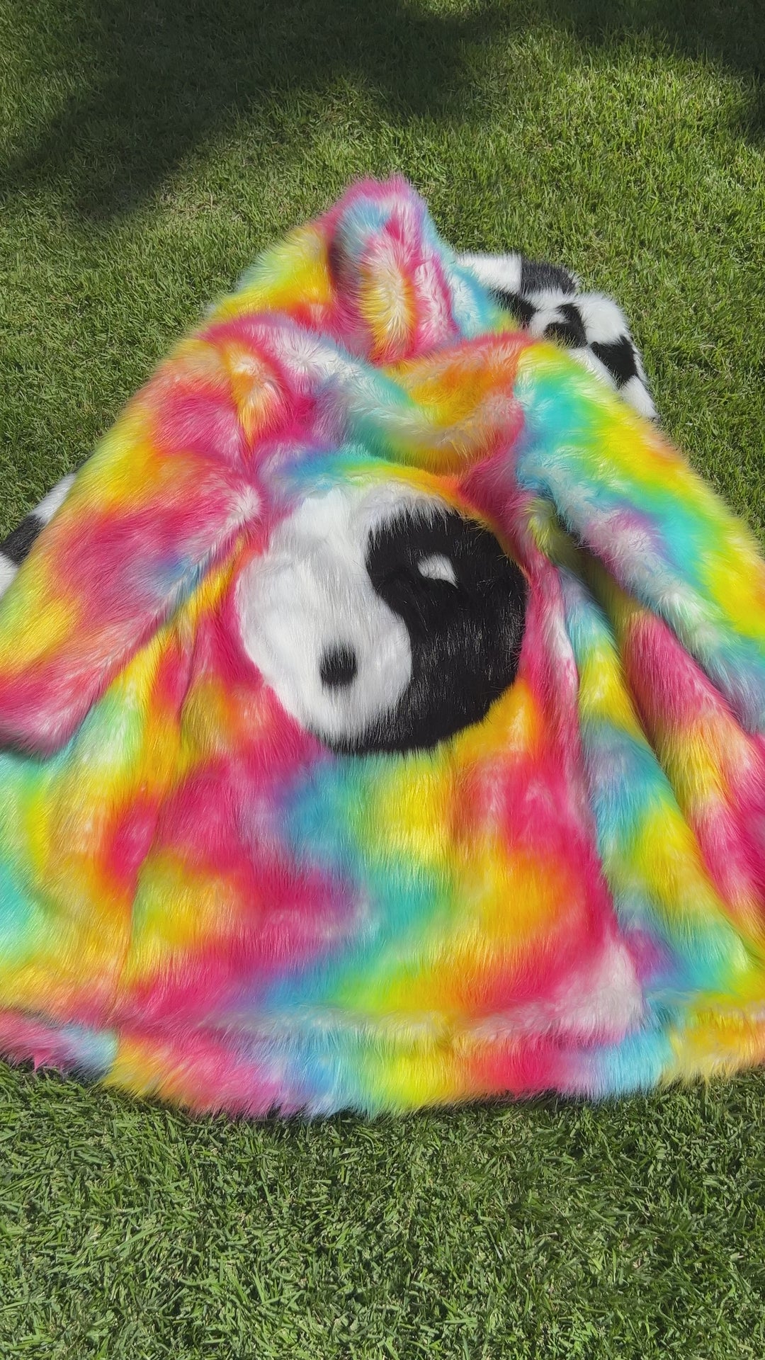 Yin Yang Coat - Prismatic
