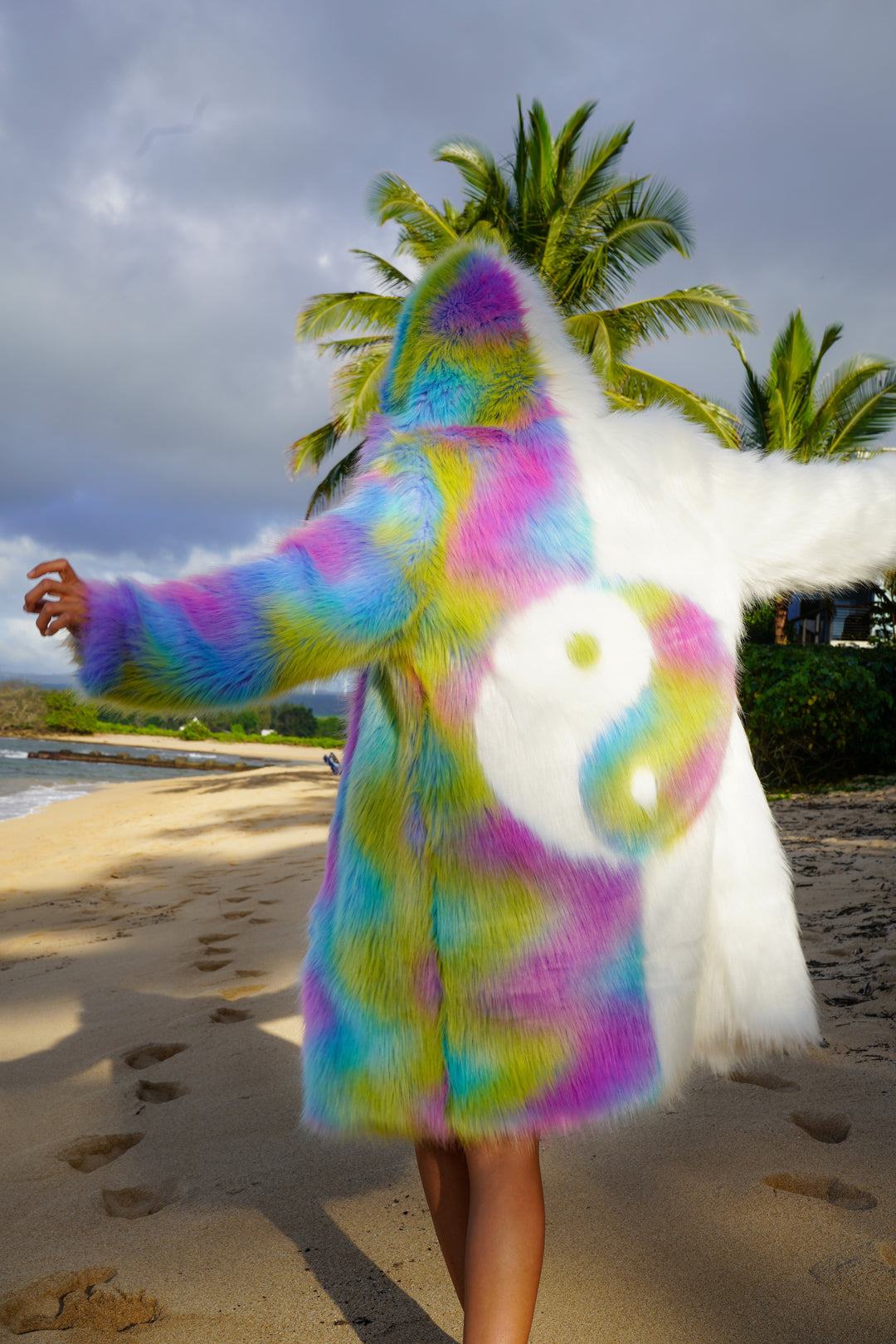 Yin Yang Fur Coat - White/Prism