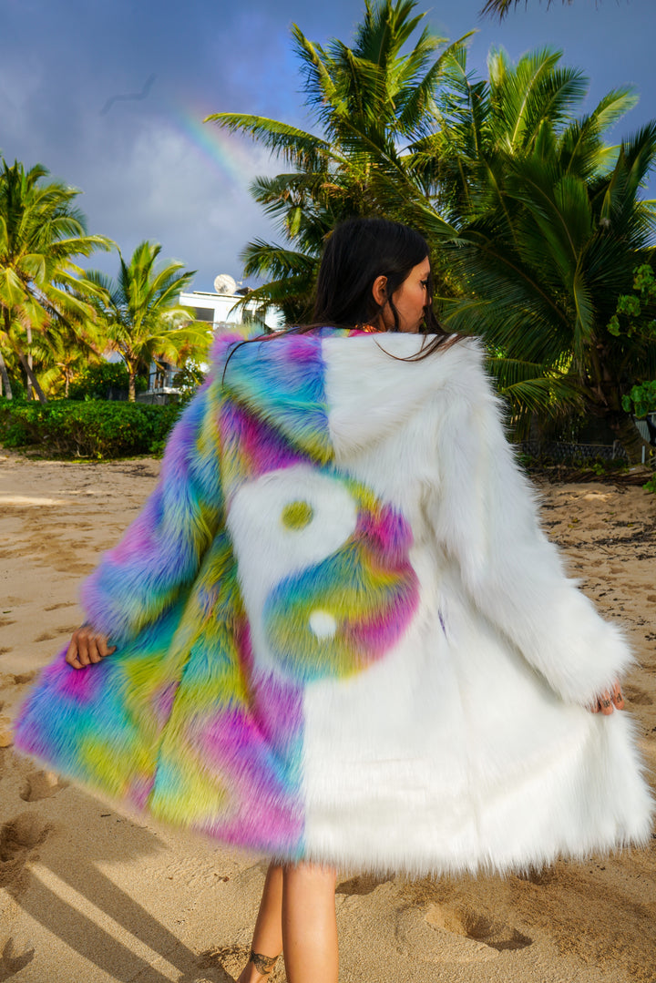 Yin Yang Fur Coat - White/Prism
