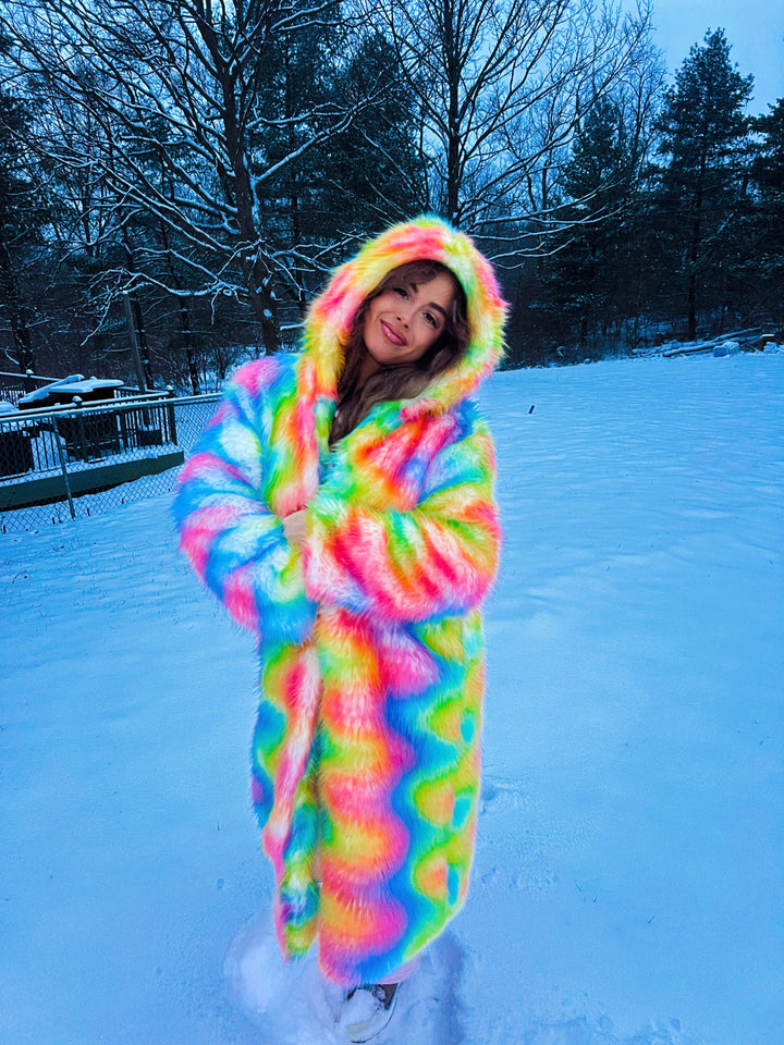 Yin Yang Coat - Prizmatic